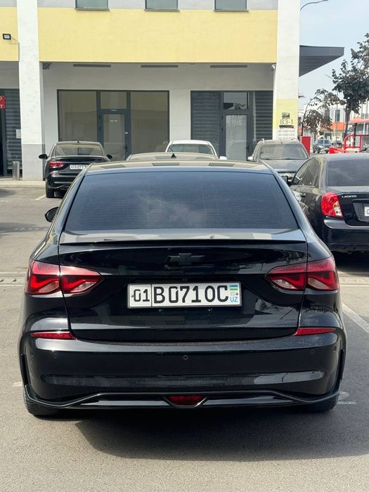 Monza 1.3 Kraskasi kapot krilo  shunka  holati zorr