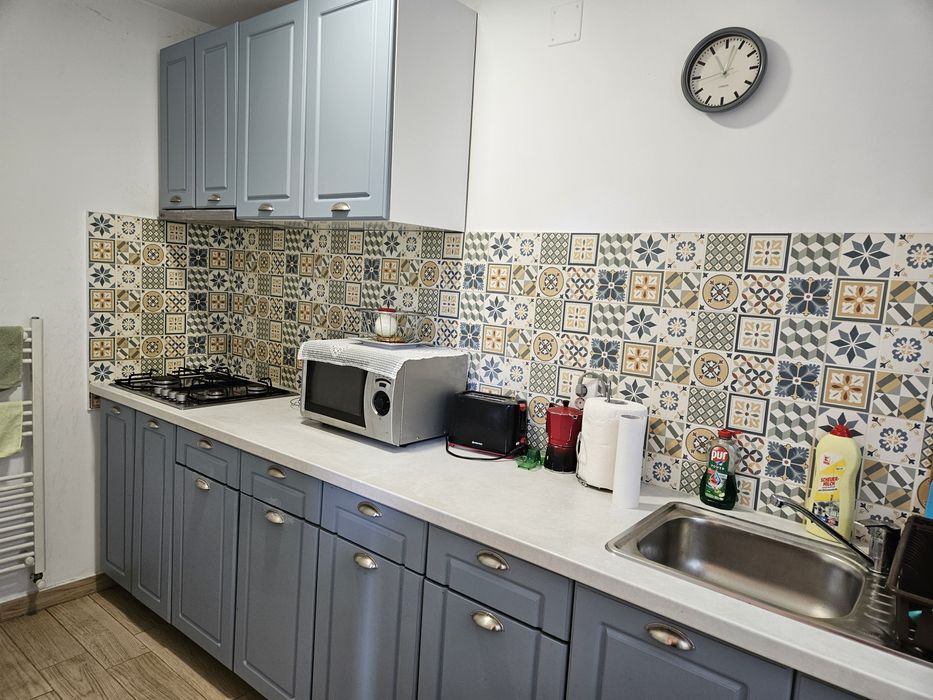 Apartament tip pensiune în Florești – 3 camere cu baie proprie