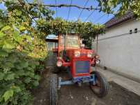 Vand Tractor UTB 650