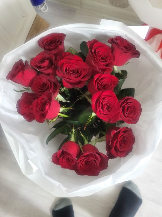 Продам 15 роз за 2999 тг