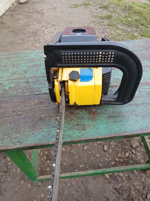 Vând drujba mcculloch 610