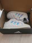 Adidasi Adidas copii