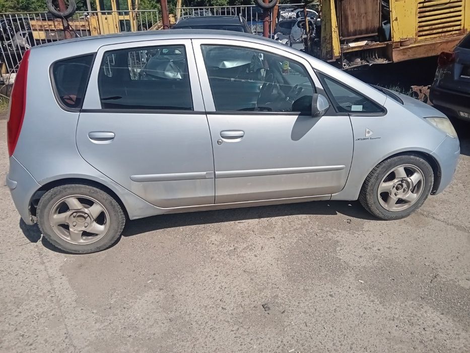 Mitsubishi colt 1.3 климатик 2005г на части Мицубиши колт