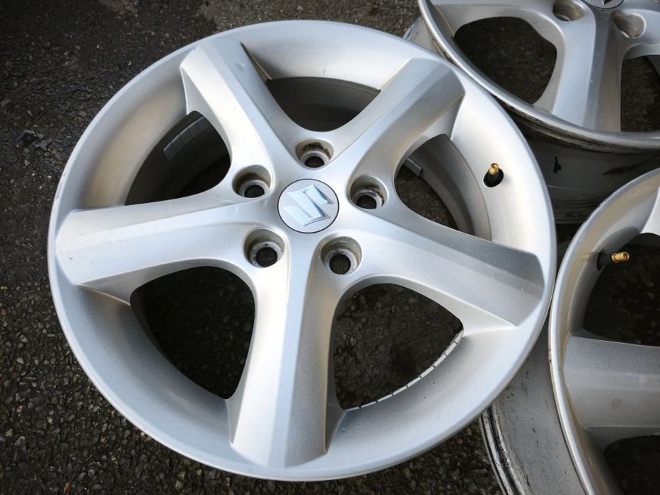 16" оригинални алуминиеви джанти за Suzuki.