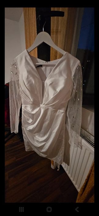 Vând rochie cununie civila