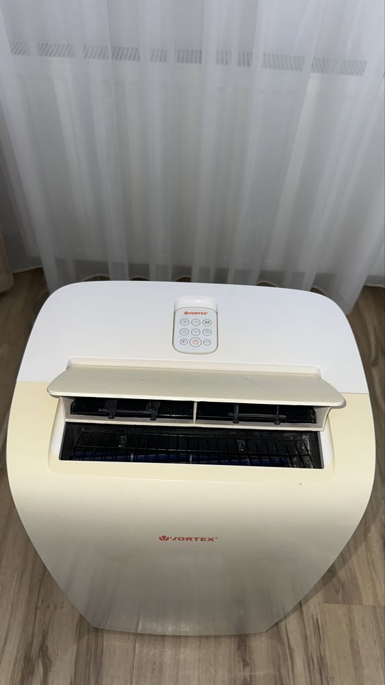 Aer Conditionat Portabil VORTEX 12000BTU