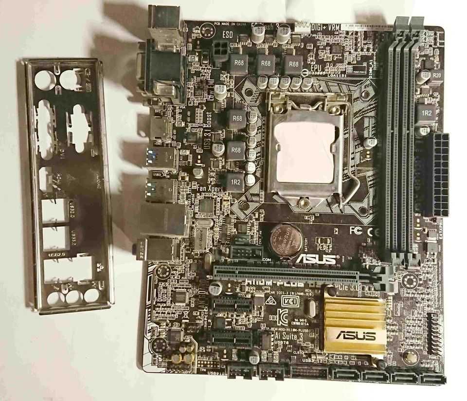 Placa de baza pentru procesor Intel / i3 / i5 / i7