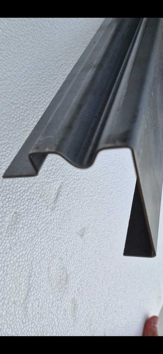 Oblon metalic 3,5T  sau 7,5 t .