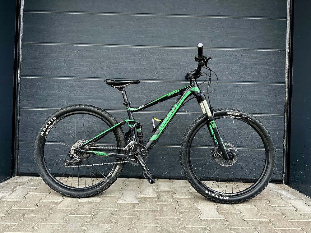 Велосипед - Мекица GIANT Stance 27.5" S” 3х9