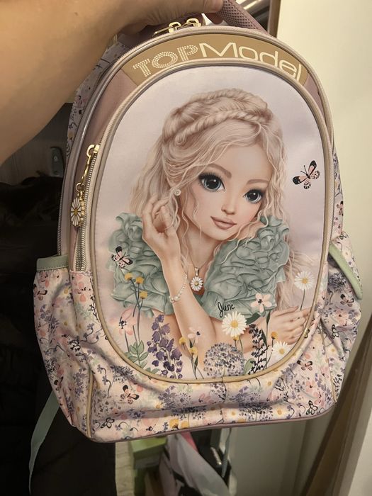 Ученичедка раница Топ Модрл