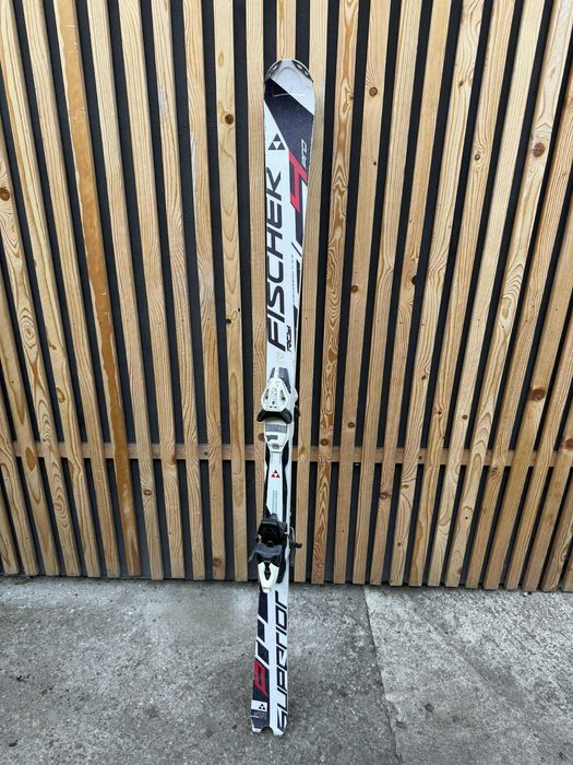 Schi FISCHER SUPERIOR PRO 170 cm + clapari - 200lei