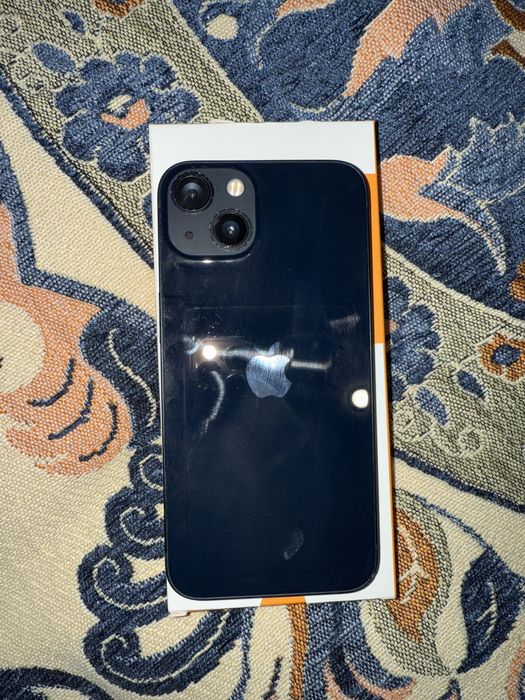 Продам айфон 13,емкость аккумулятора 84%, 128 gb