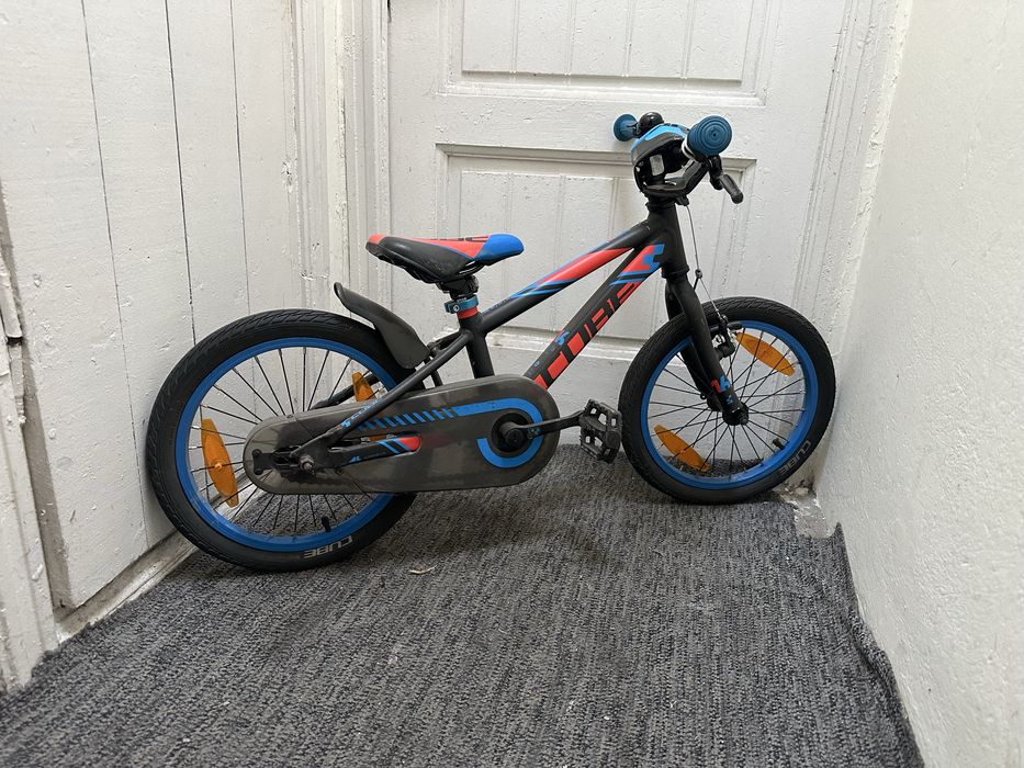 Bicicleta cube copii 16