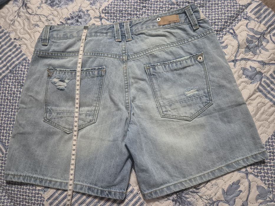 Pantaloni scurți PullBear