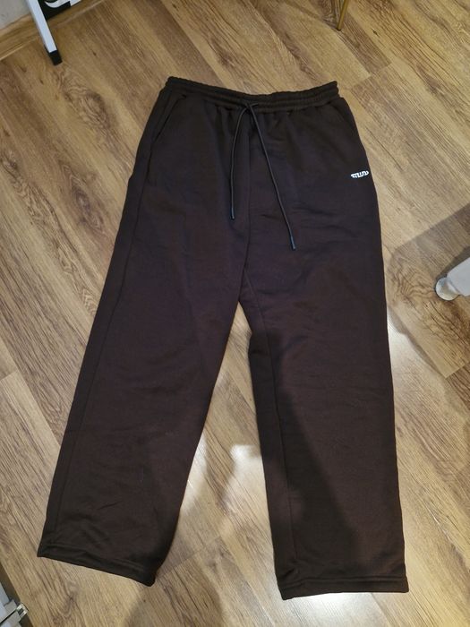 Shein нов мъжки спортен комплект