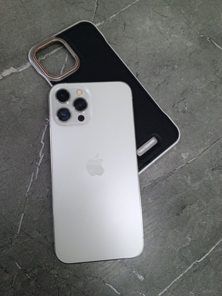 iPhone 12 pro max yomoks 80% narxi 380%