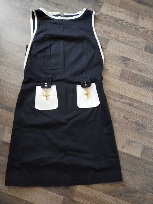 Рокля черна памучна къса