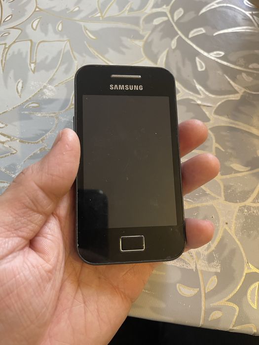 Samsung galaxy GT-S5830i