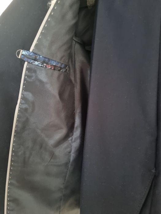 Costum elegant pt.evenimente purtat o singura data