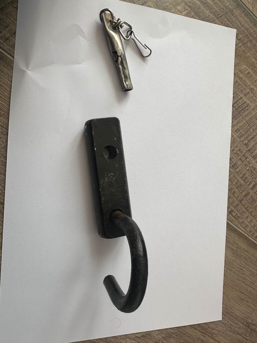 Стар катинар от закалена стомана.