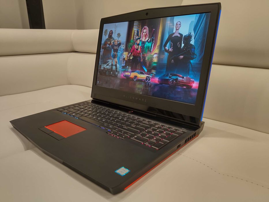 Laptop gaming ALIENWARE 17" ,intel core i7 ,video 8 GB GTX,  ram 32 gb