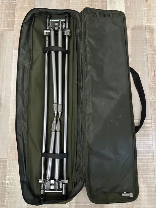 Combo Rod Pod Baracuda RP3 + accesorii + swingere