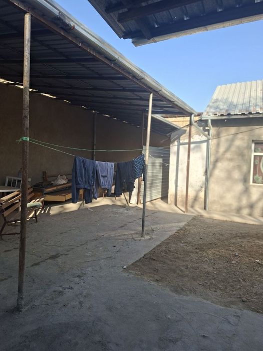 Участок 4 сотки с постройкой под снос отличное место для строительст