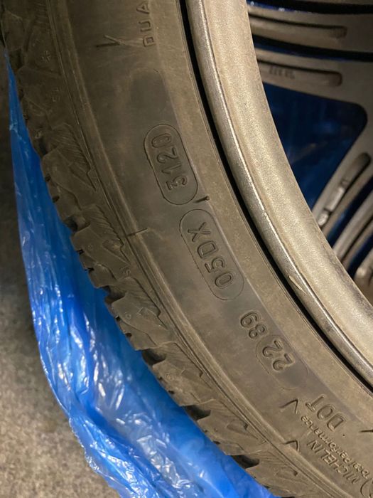 Anvelope iarna Michelin 235/40R18 - profil 7.5 mm