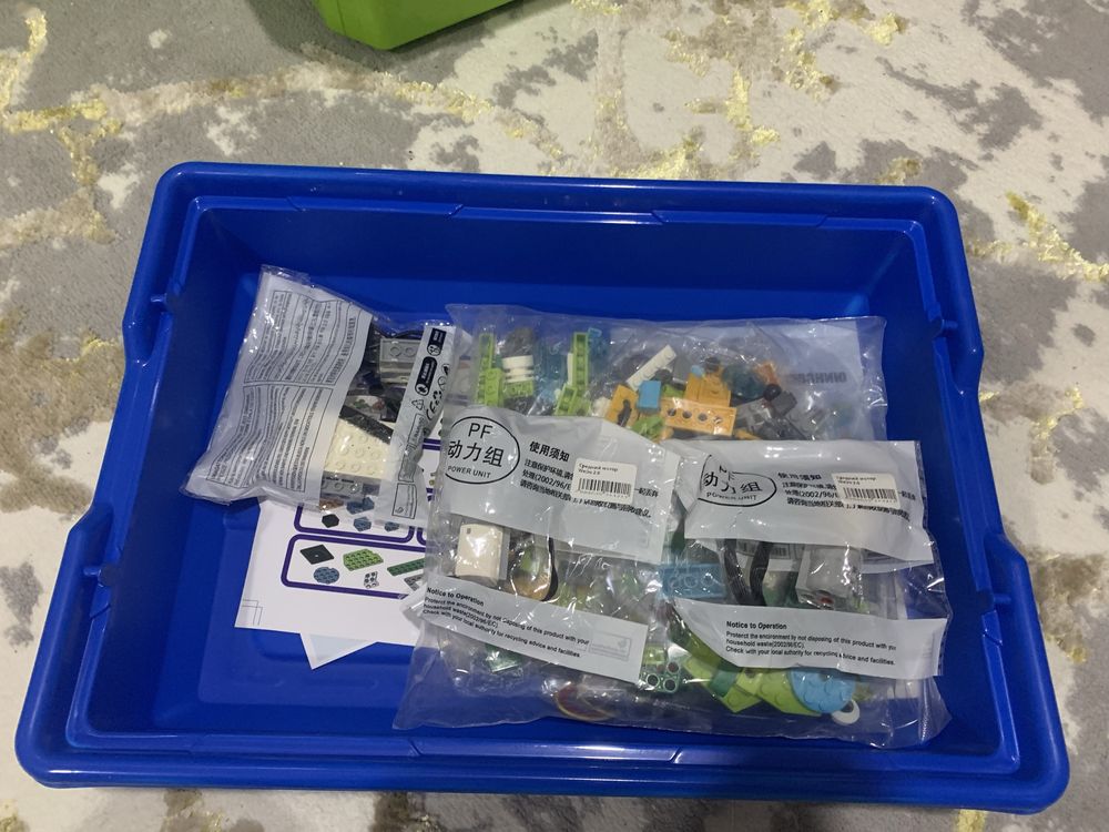 Lego We.Do2 новый с  зярядным аккумулятора