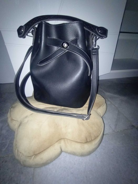 Дамска чанта кожена