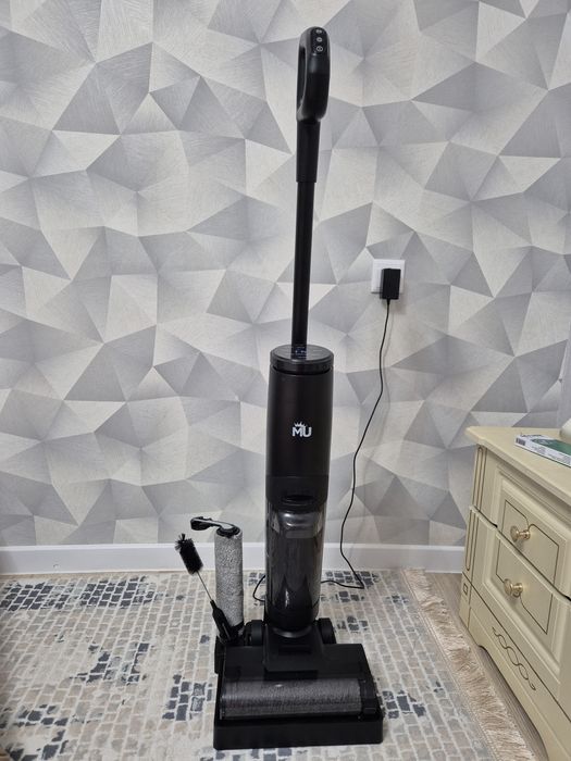 Моющий пылесос    MU