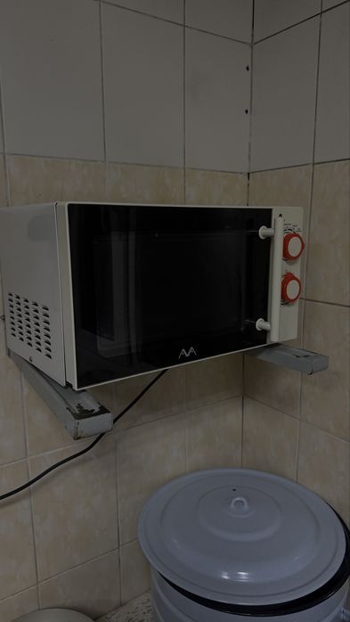 Микровалновка за 5000 работает отлично