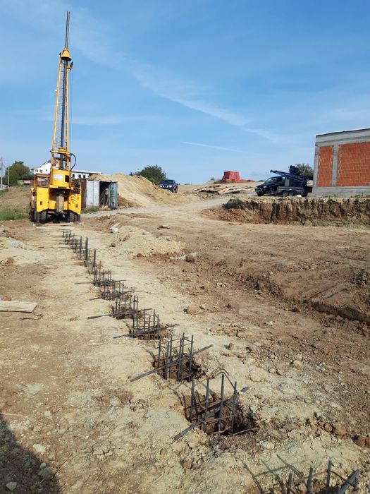 Foraje fântâni,puțuri de apă,piloni