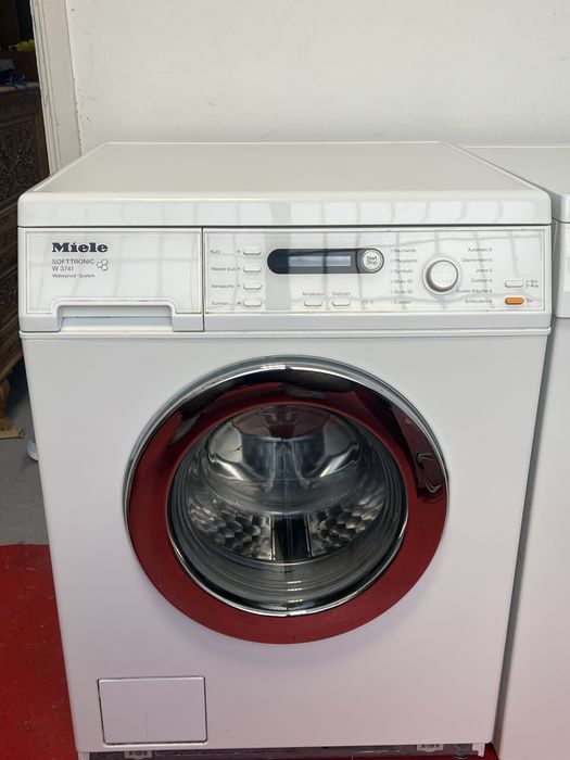 MIELE softtronic W3741 пералня пчелна пита