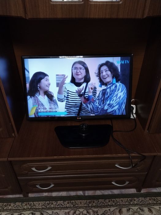 Продам TV LG размер 32 дюйма
