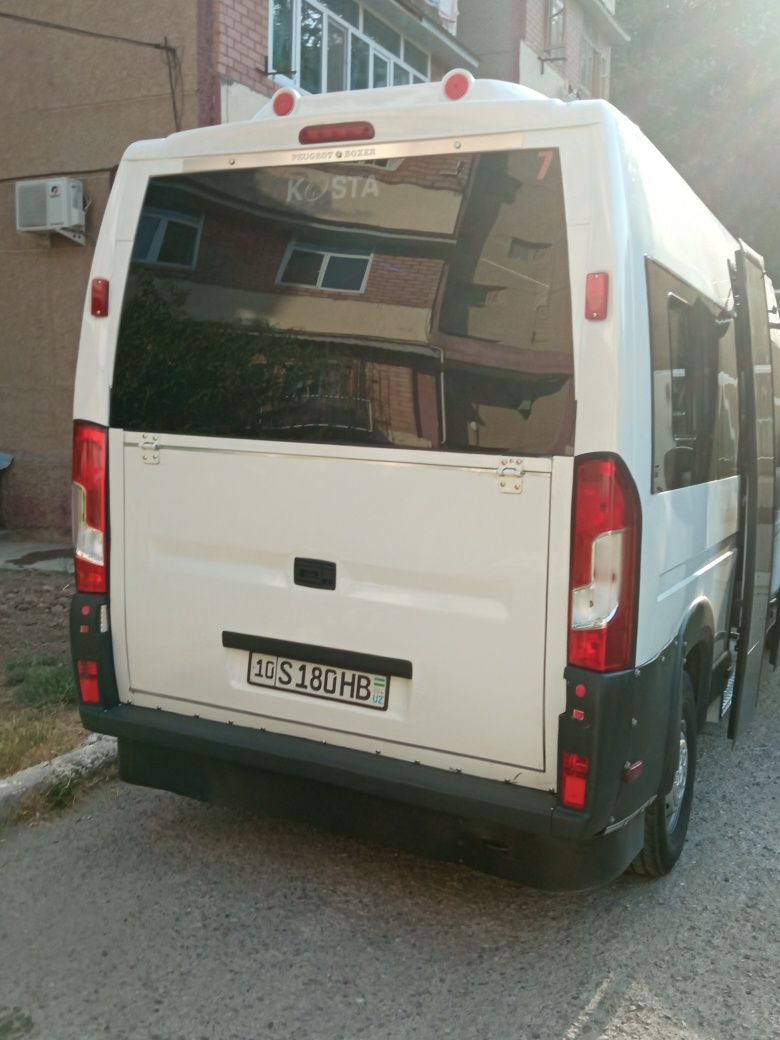 Продам Пежо Боксер Микроавтобус Туристик.
