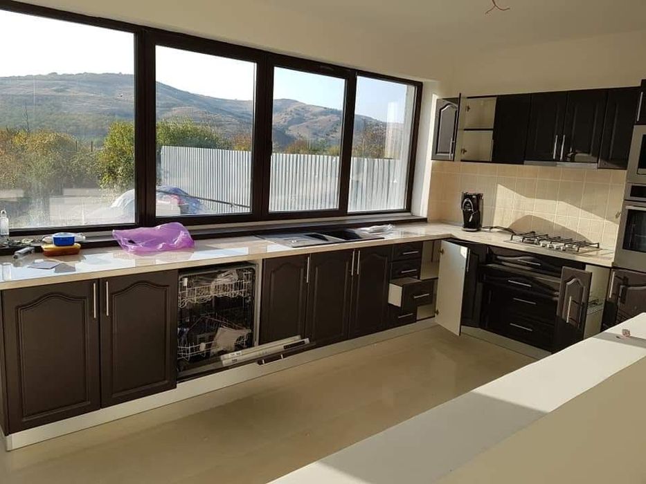 Construcții, finisaje și MOBILĂ la comandă