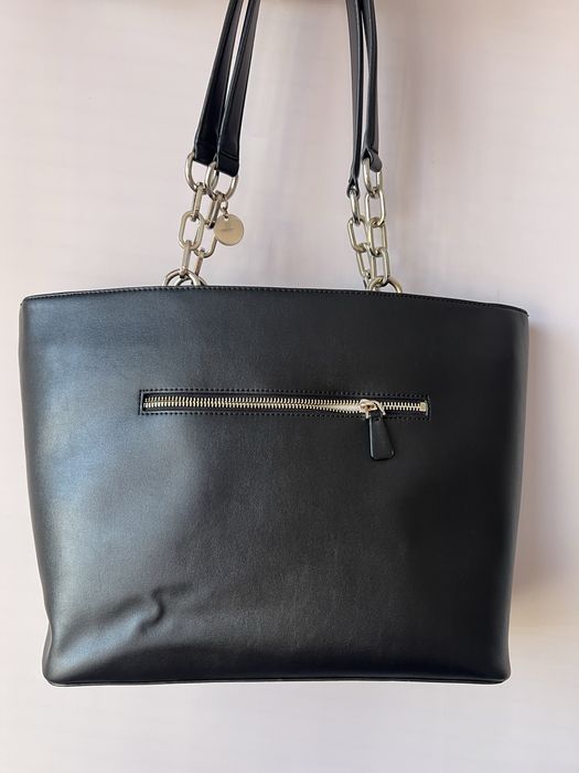 Оригинална чанта GUESS