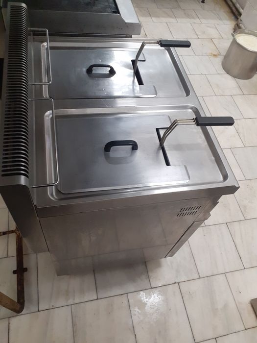 Friteuza si tigaie basculanta pe gaz Bertos