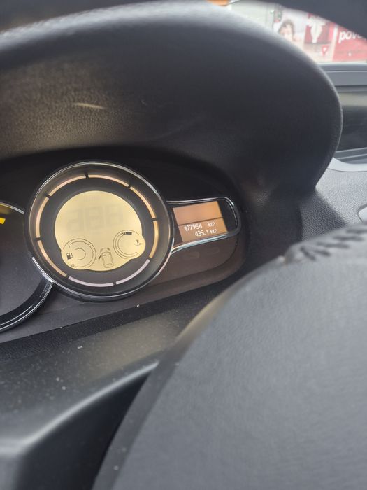 Vând renault megane cabrio