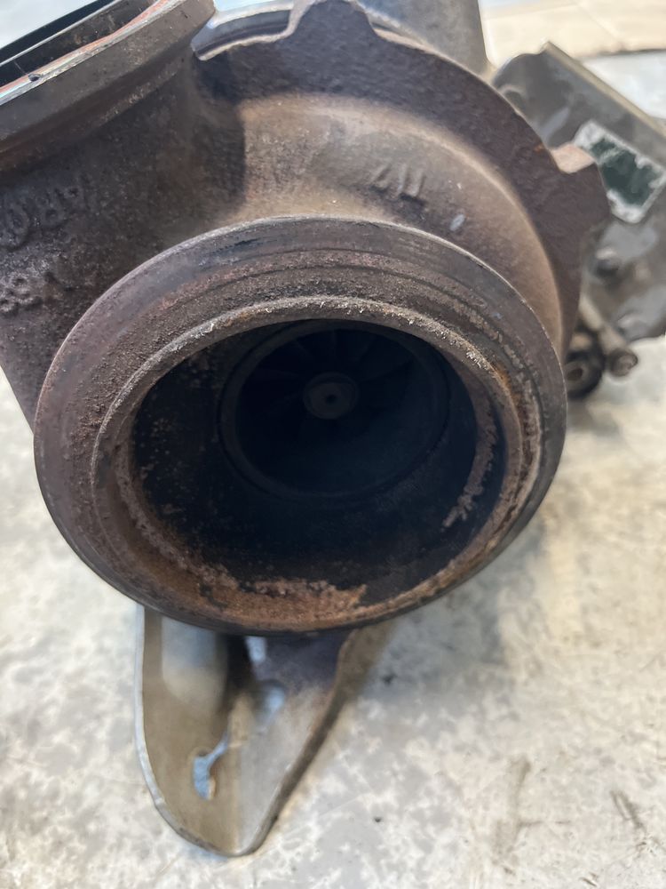 Turbina BMW Seria 3 e90 3.0d COD: 7796311