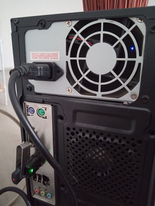 PC   I5, video gtx 1060 6gb, 8gb ram