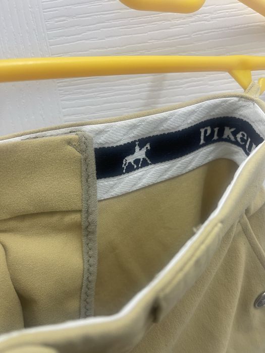 Pantaloni echitatie , calarie noi