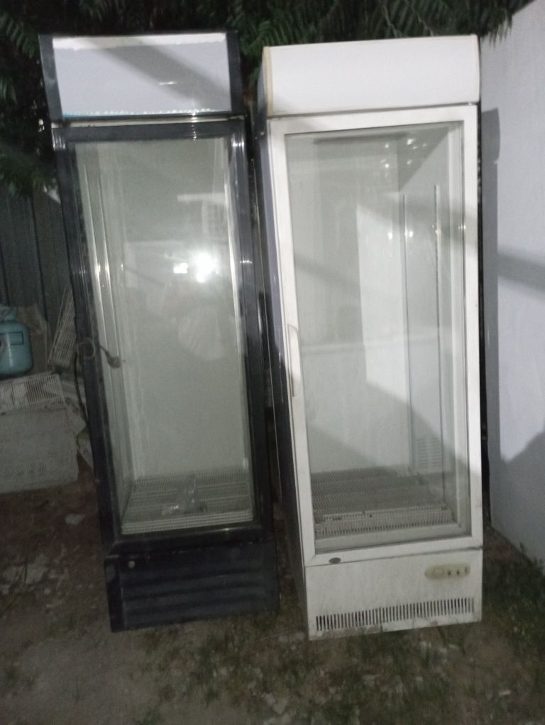 Холодильник витринный