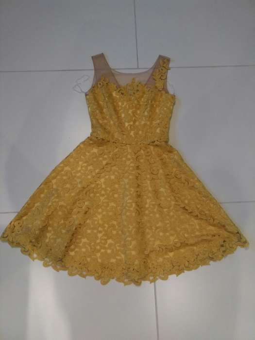 Rochie eleganta, galbena de dantela