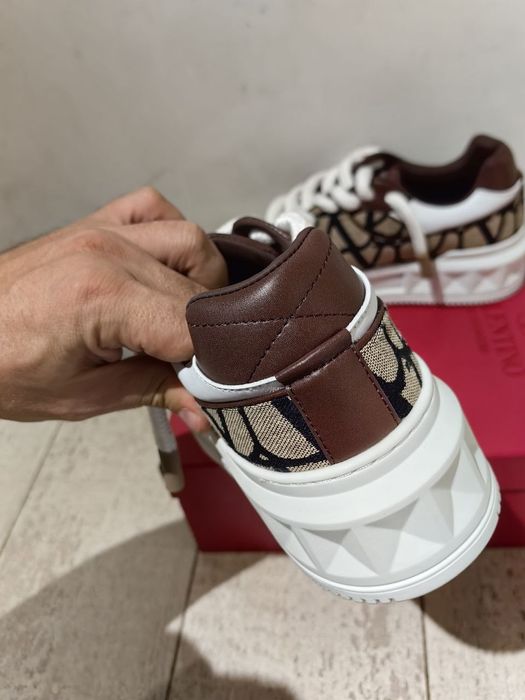 Кецове Valentino garavani маратонки нови !