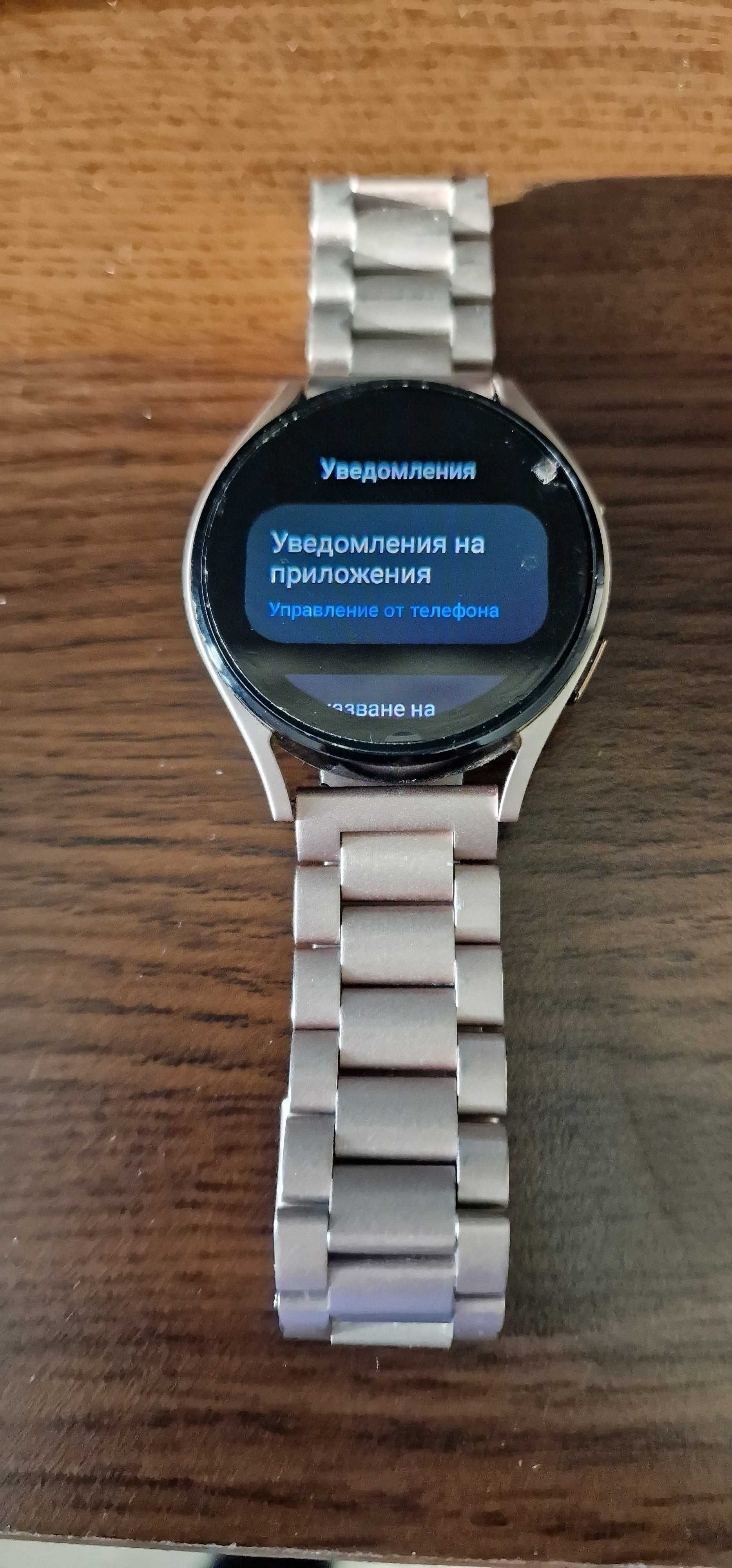 Samsung Galaxy Watch4 смарт часовник в гаранция