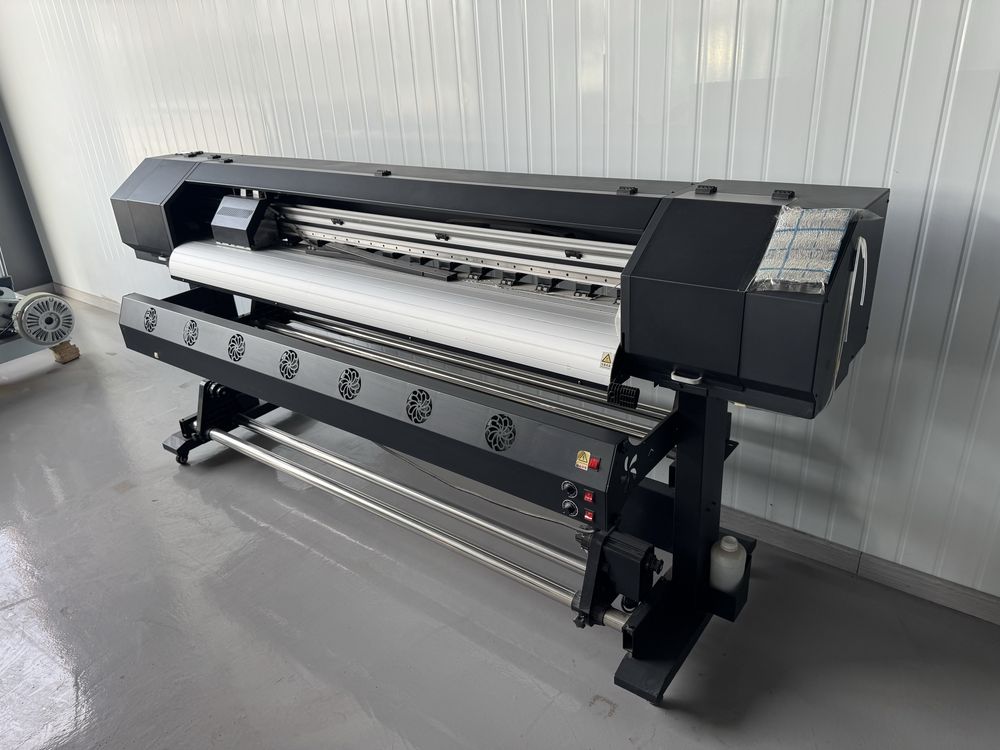 Banner printer uskunasi