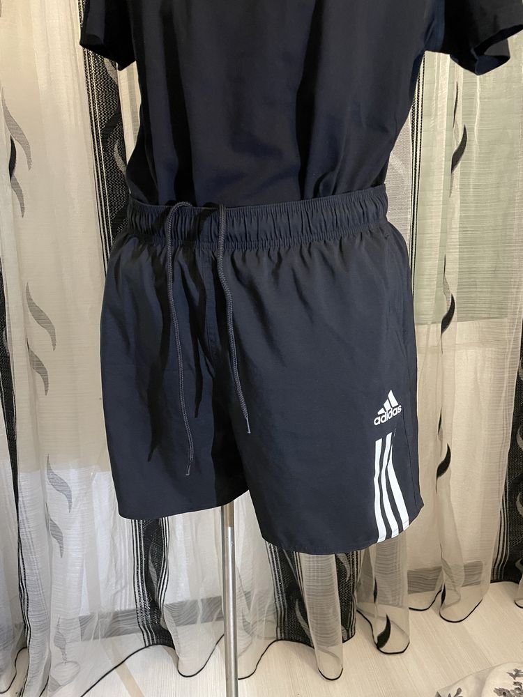 Adidas шорти