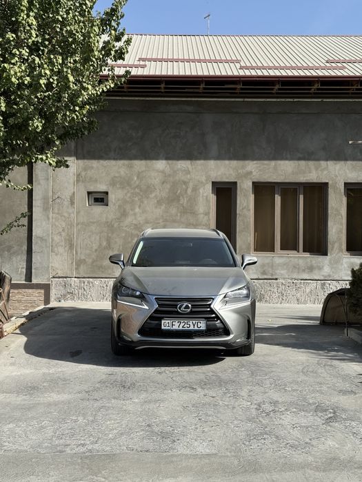 Lexus nx200t 2015yil